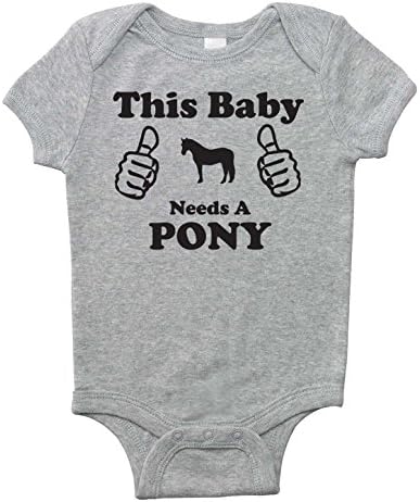 התינוק הזה זקוק לפוני - בגד גוף של סוס שרוול קצר לבנות תינוקות והפתעות - מתנת מקלחת אונסי