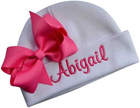כובע תינוקת רקום בהתאמה אישית עם קשת גרוסגרן עם שם מותאם אישית