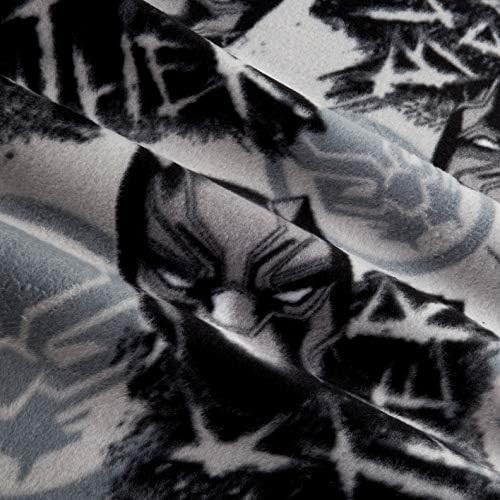 מארוול נוקמי צמר שחור פנתר גרפיטי אפור, בד על ידי חצר