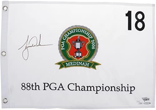 Tiger Woods חתימה משנת 2006 אליפות Medinah Pinflag - מהדורה מוגבלת של 500 - סיפון עליון - דגלי סיכות גולף